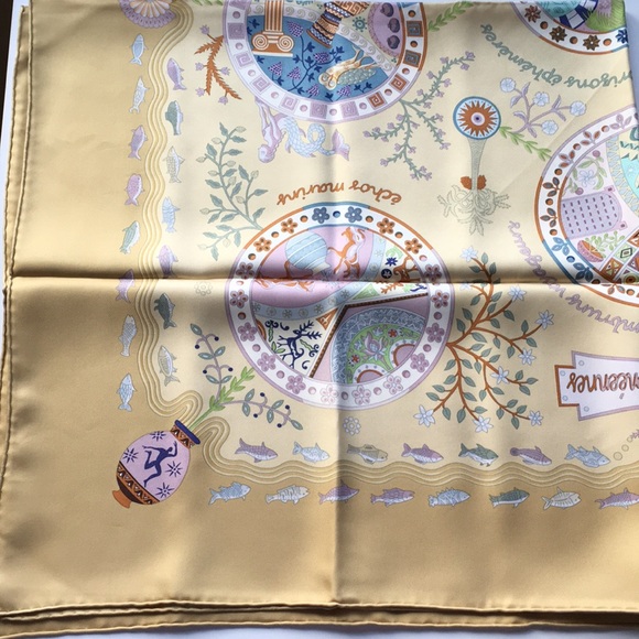 Authentic Hermès 100% Silk 90 cm Scarf “Escales Mediterraneennes” - Picture 9 of 13